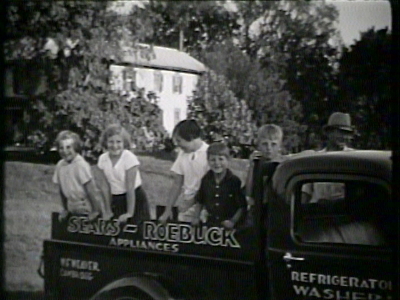Miller family reunion, 1938--Miller family--home movies