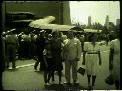 New York World's Fair and Maine, 1940--Unobskey family--home movies. Reel 5